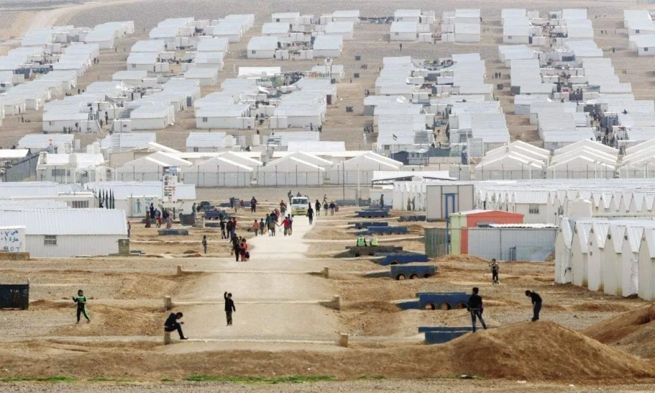 70 من اللاجئين السوريين بالمخيم الإماراتي يرغبون بالعودة
