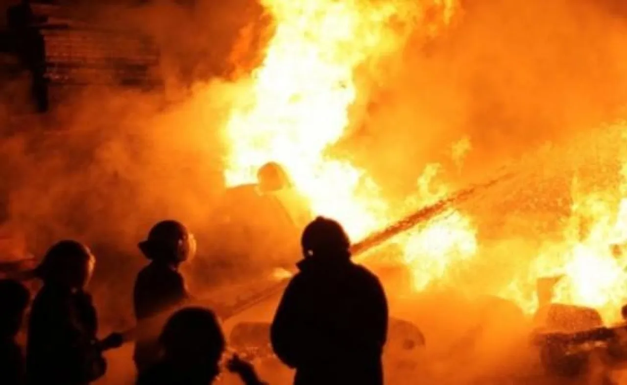 حريق ديوان عشائري إثر اتهامات بوفاة شاب حرقاً في كفريوبا