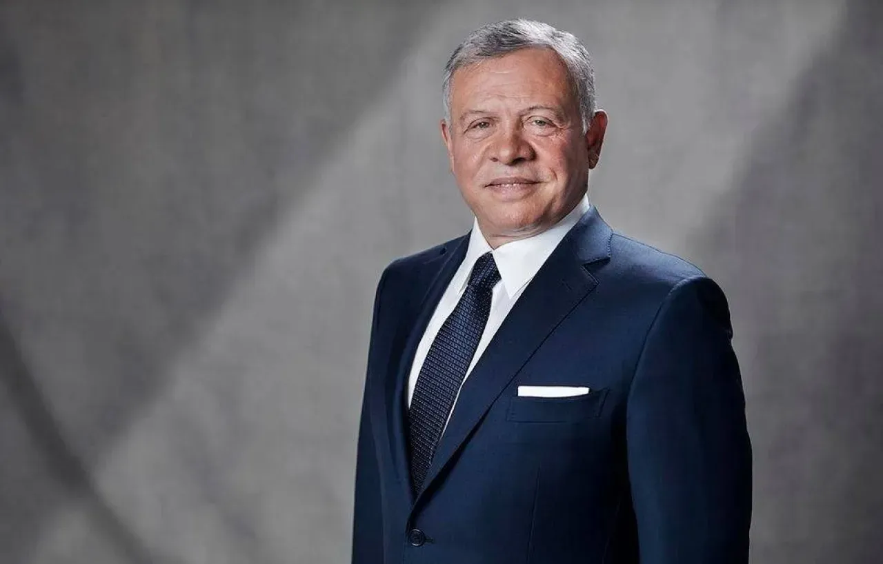 الملك ينعم بأوسمة على مؤسسات وشخصيات بحفل الاستقلال  أسماء