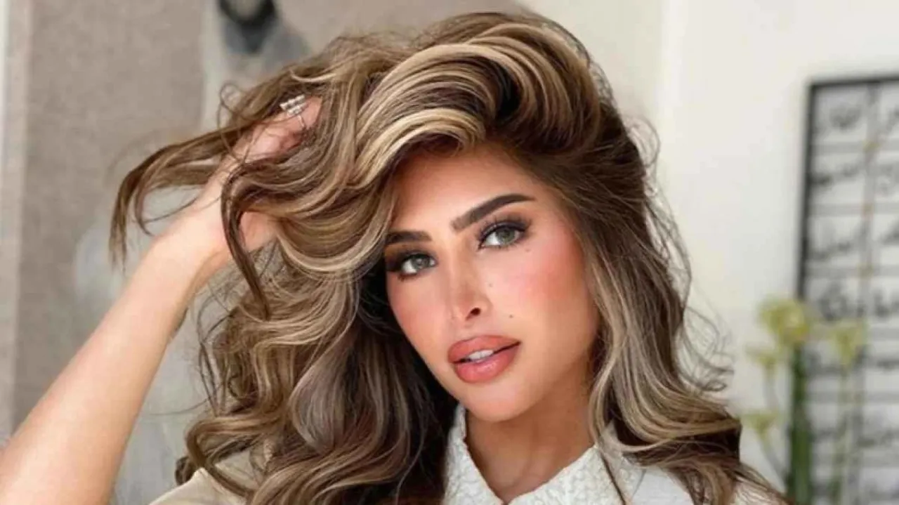 لحظة مروعة انهيار سقف منزل فنانة كويتية أثناء تواجدها فيه