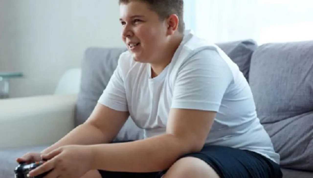 دراسة دهون المراهقة قد تورث السمنة والربو للأبناء