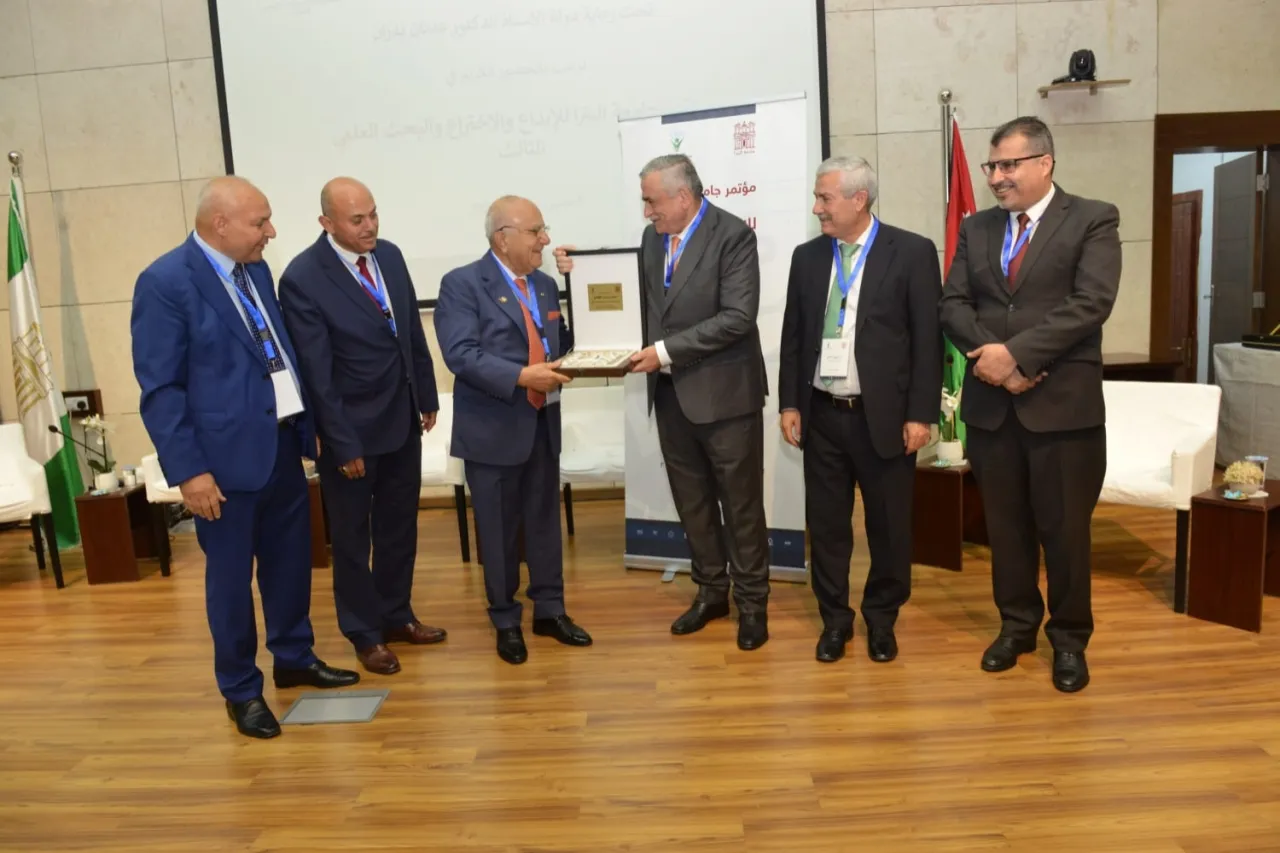 مؤتمر الإبداع بجامعة البترا يدعو لربط البحث العلمي بالأولويات الوطنية وخدمة التنمية