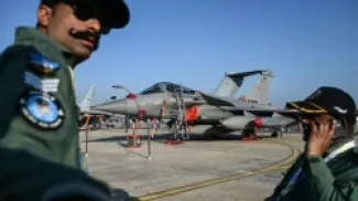 قناة باكستانية : اسقطنا طائرتين راف الهنديتين