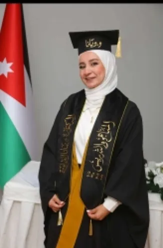 تهنئ للدكتورة ديانا سالم العواوده لحصولها على درجة الدكتوراه بتقدير امتياز