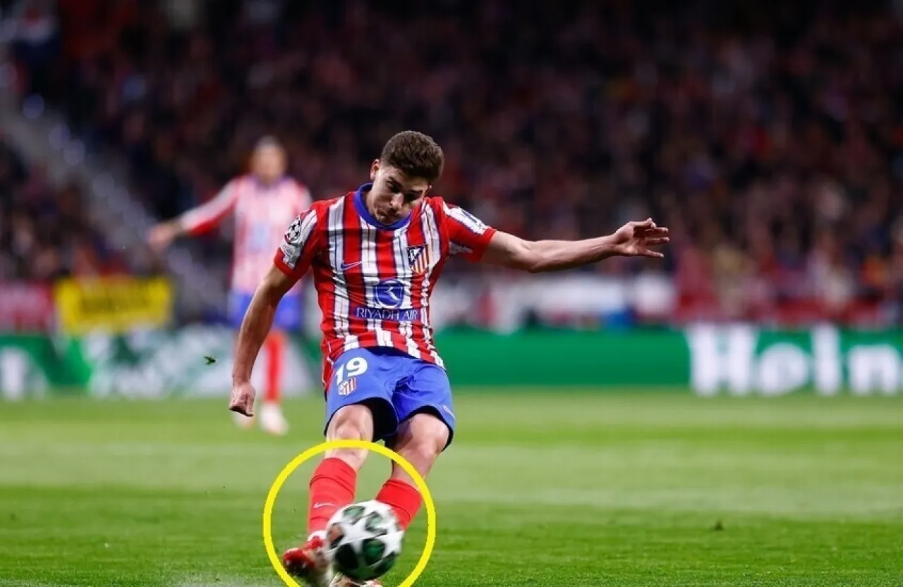 بعد ركلة جزاء ألفاريز   يويفا يعدل القانون