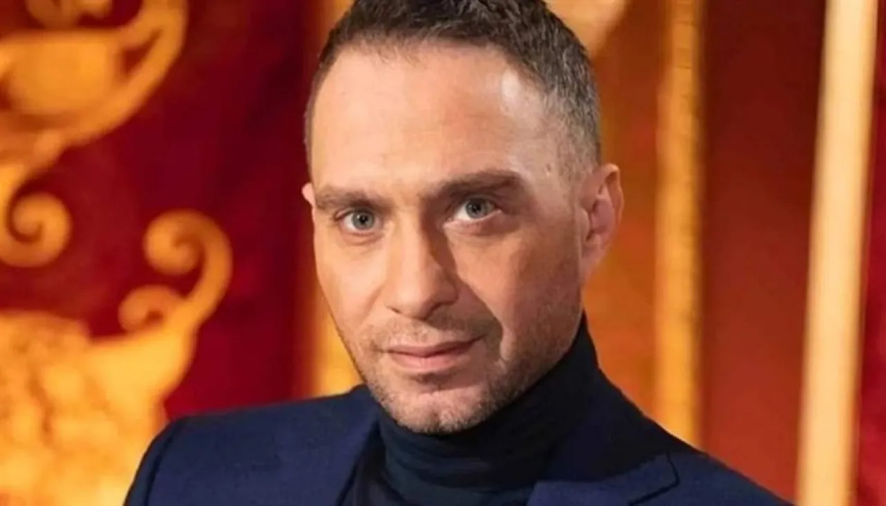 جدل واعتذار حسام حبيب في ورطة بسبب أغنيته الجديدة سيبتك