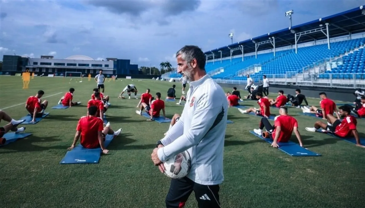 قبل مواجهة إنتر ميامي رسالة نارية من مدرب الأهلي المصري