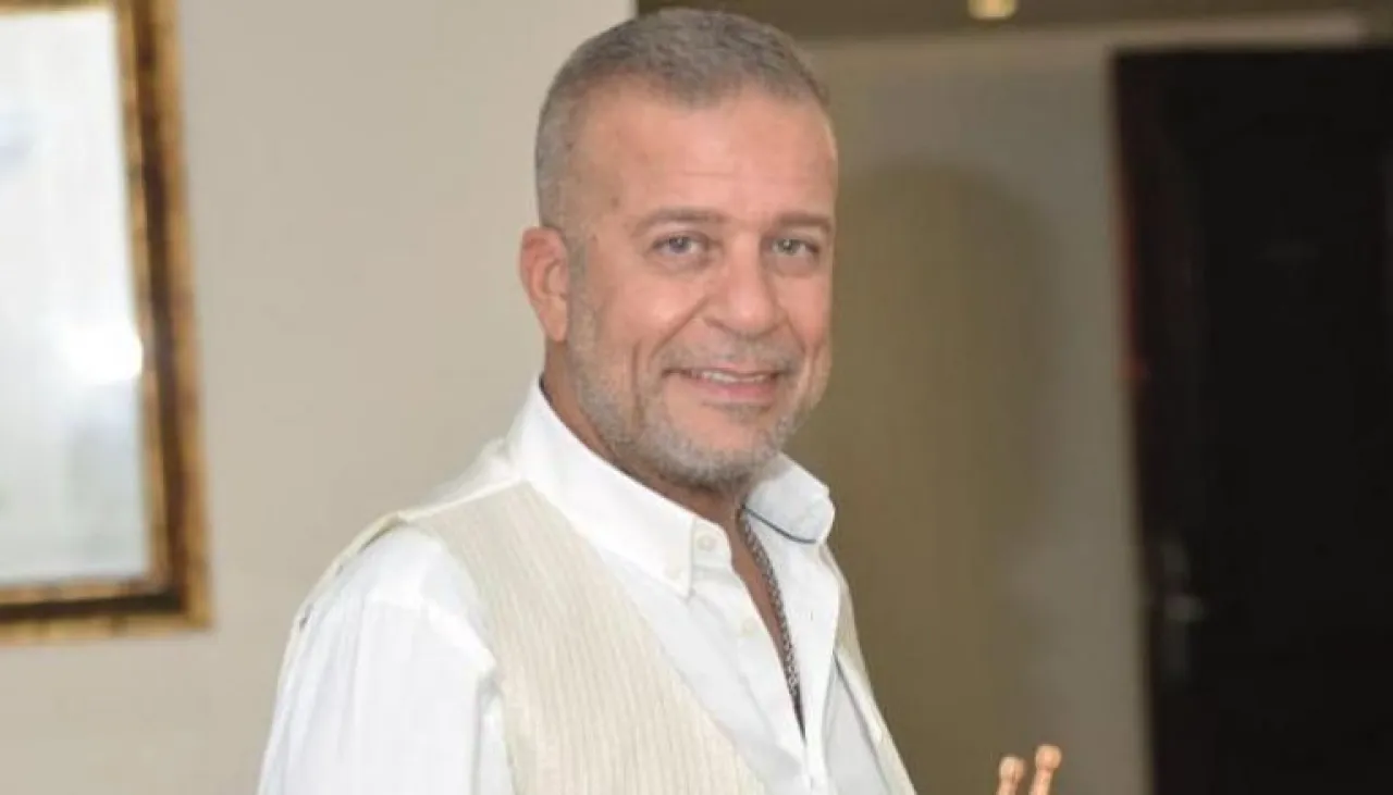 رسالة مؤثرة من شريف منير إلى زوج ابنته أسما