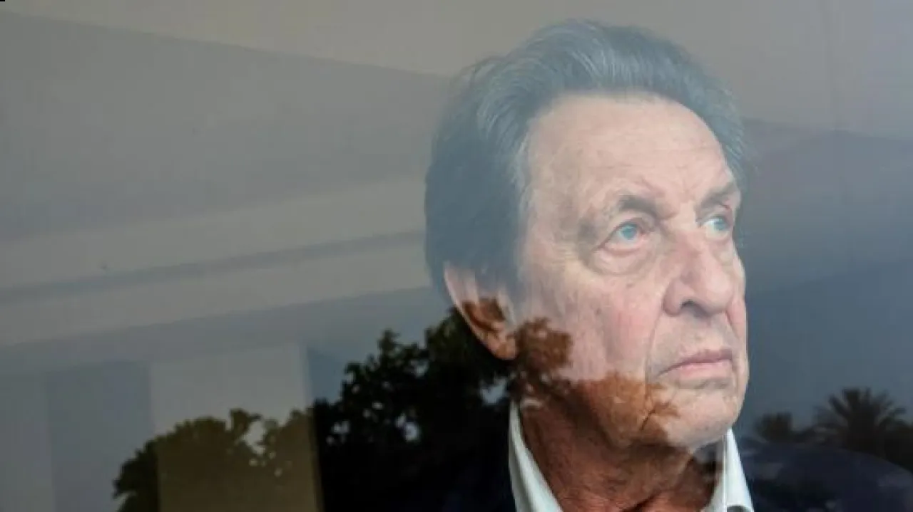 والد ماسك إيلون ارتكب خطأ أمام ترمب