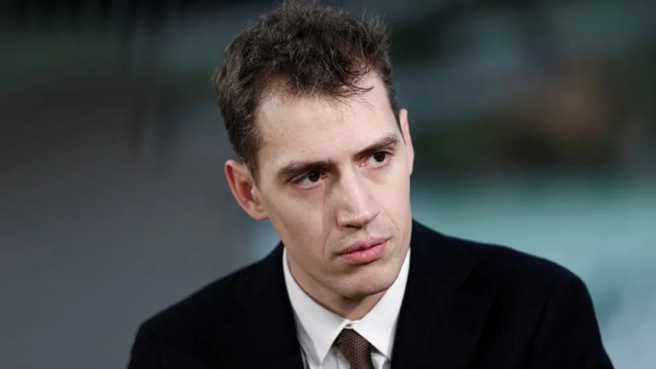 ميسترال الفرنسية تتحدى OpenAI بنموذج ذكاء اصطناعي استدلالي