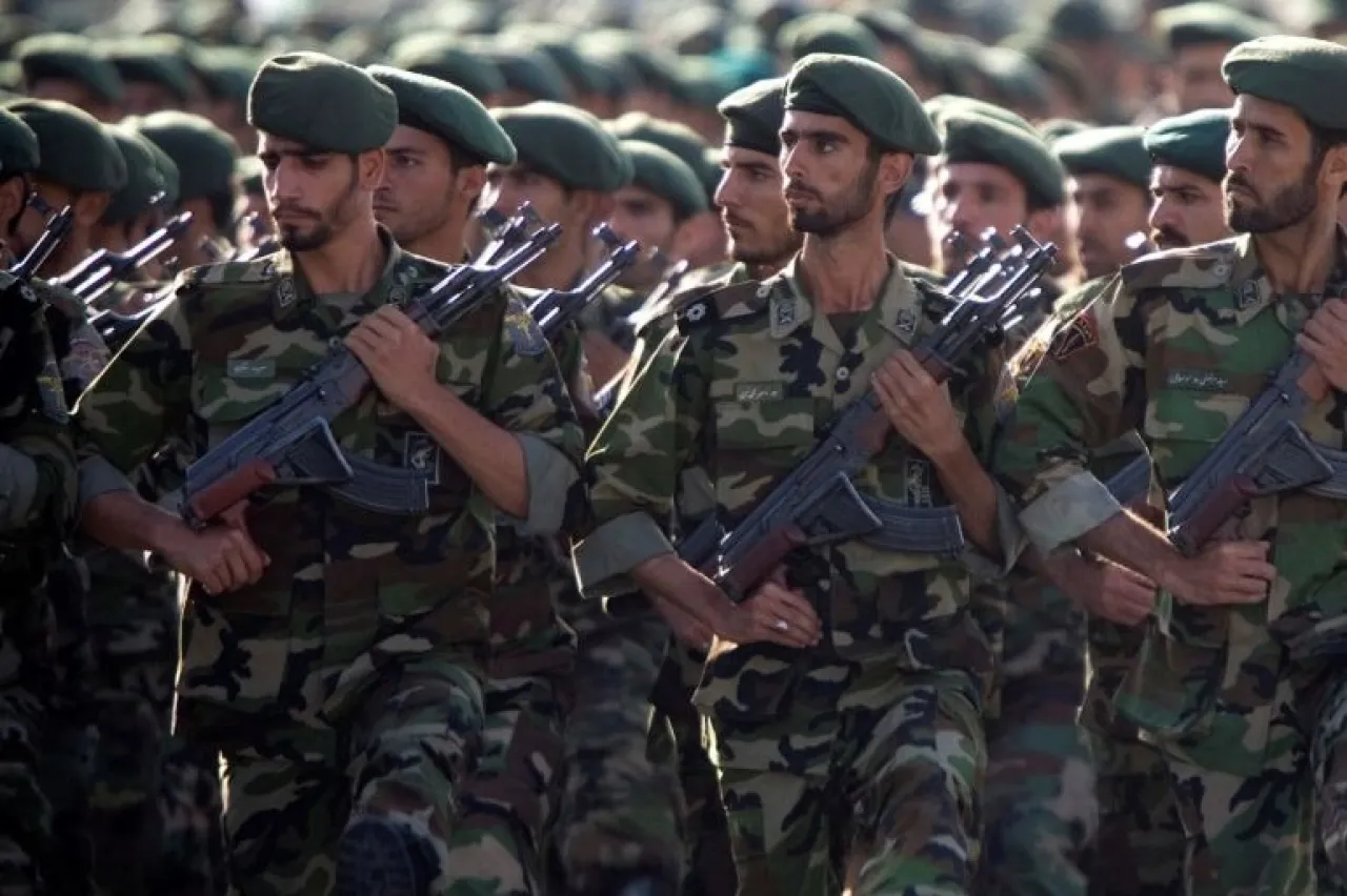 إيران تتمسك بتخصيب اليورانيوم وتؤكد استعدادها لأي حروب