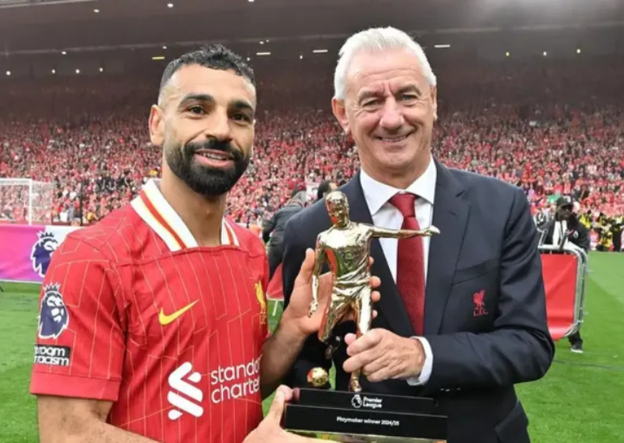 لاعب ليفربول عذراً صلاح أنت لا تستحق الجائزة