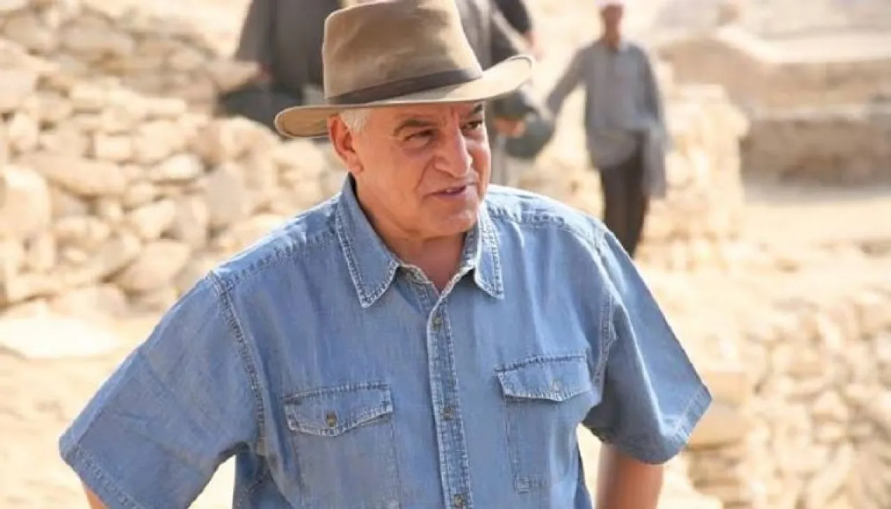 زاهي حواس إلهام شاهين تتخلى عن تجسيد حتشبسوت بعد كشف أثري صادم