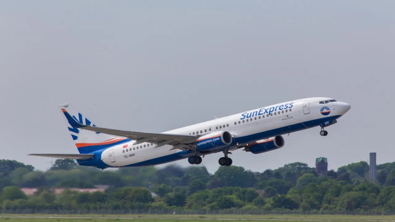 شركة الطيران التركية صن إكسبريس تعلن إلغاء رحلات الجمعة إلى الأردن ولبنان