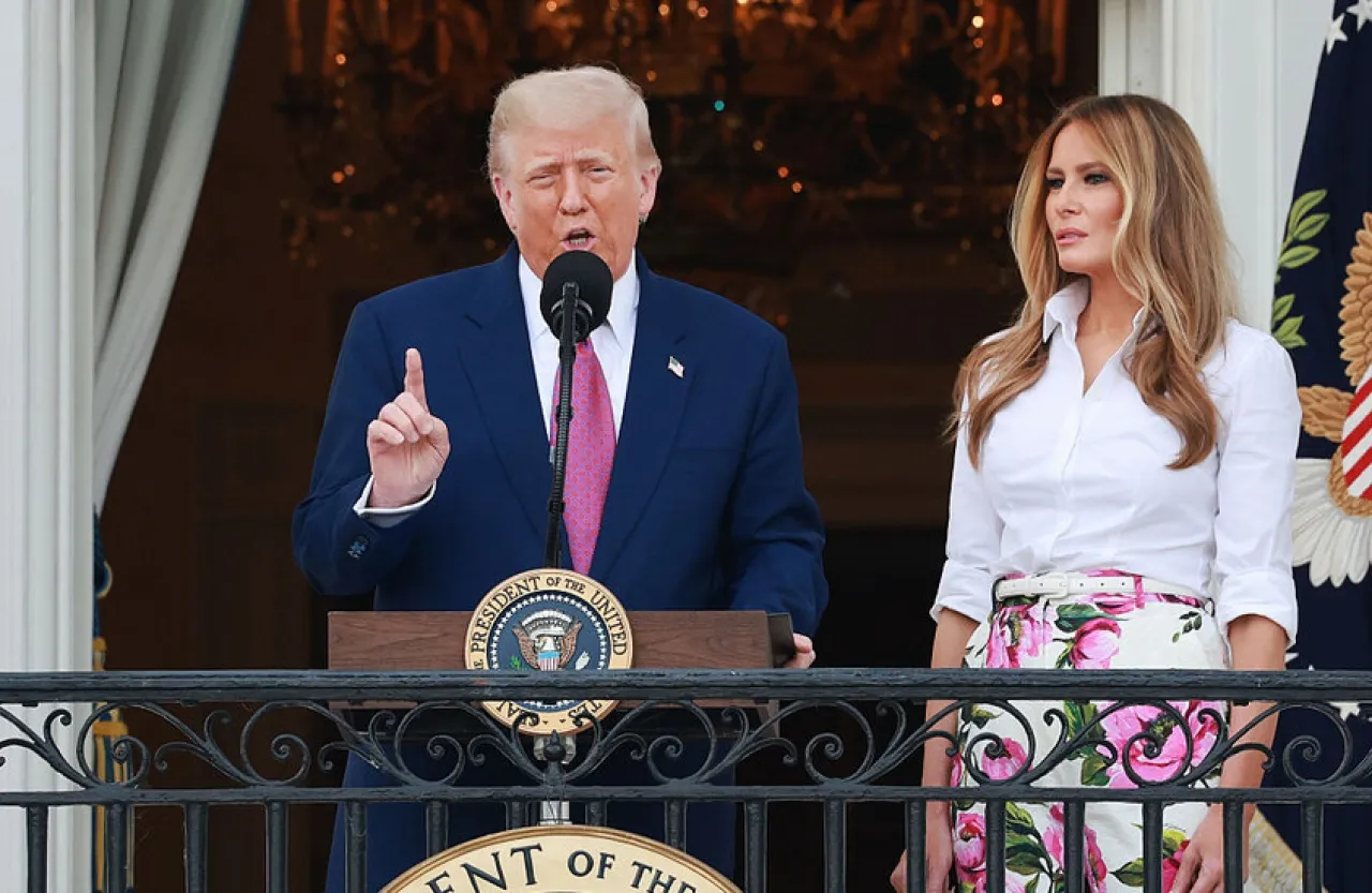 ترمب ممازحا ميلانيا ستأخذ وظيفتي فيديو