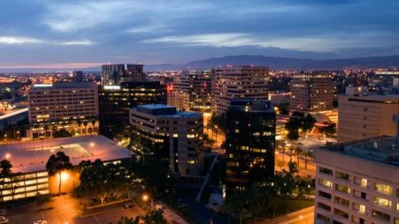 قانون RAISE  نيويورك تتحرك لوقف كوارث الذكاء الاصطناعي قبل وقوعها