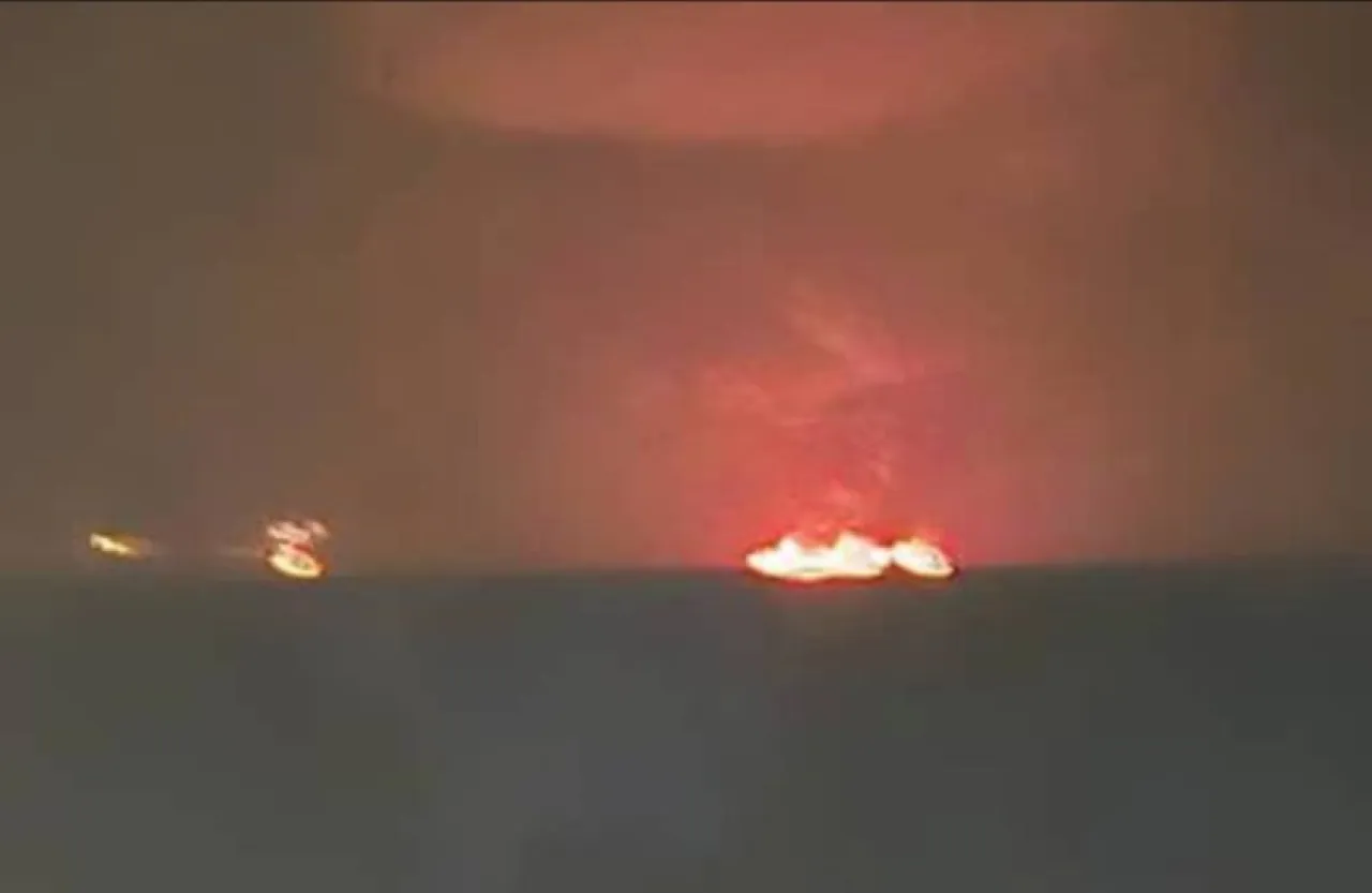 وكالات تقرير عن حادث بحري قرب مضيق هرمز