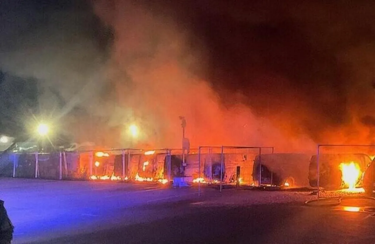 اشتعال 36 شاحنة في ببرلين  والشرطة تفتح تحقيقا