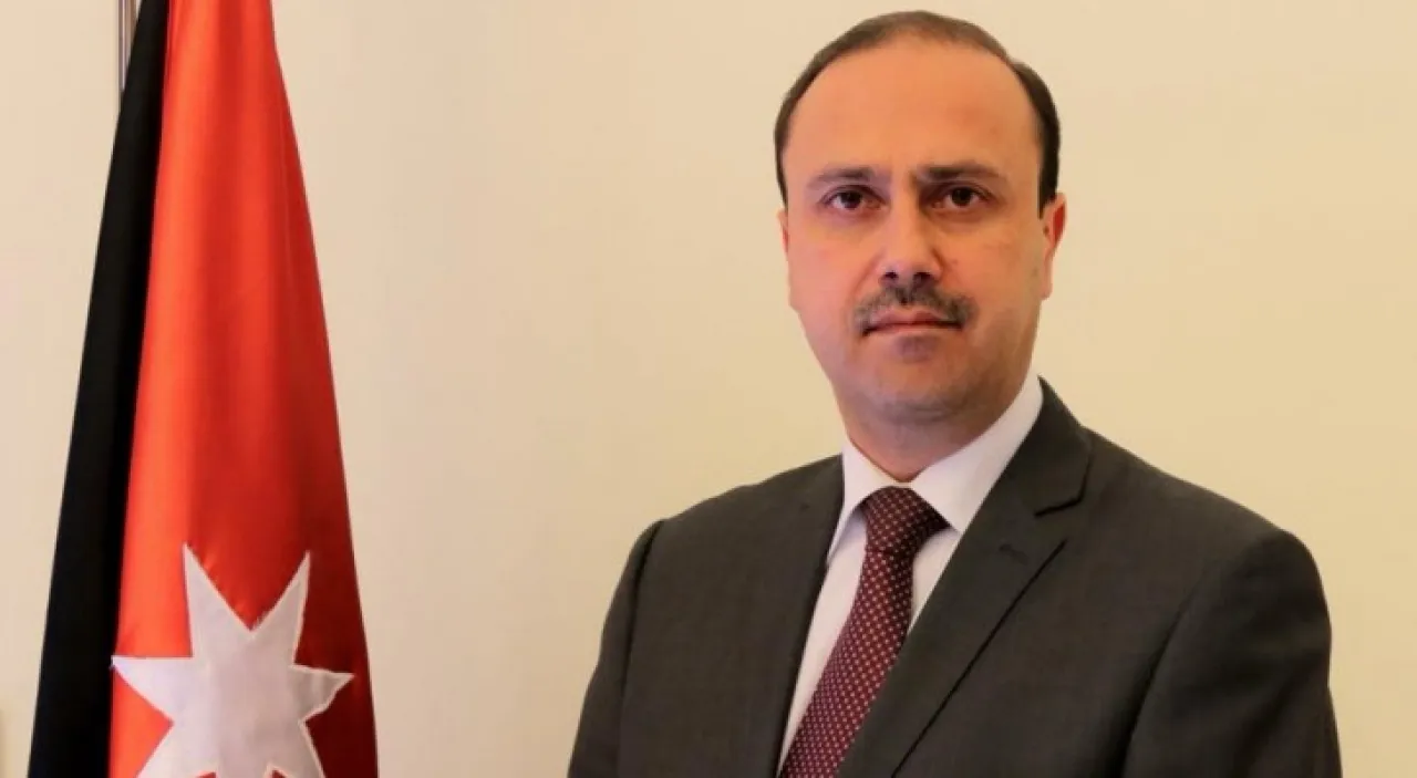 المومني الملك أكد أمام البرلمان الأوروبي أن الحرب ليست وسيلة لتحقيق السلام والاستقرار