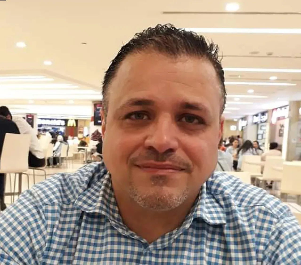 الأم الأصيلة واختطاف المشهد