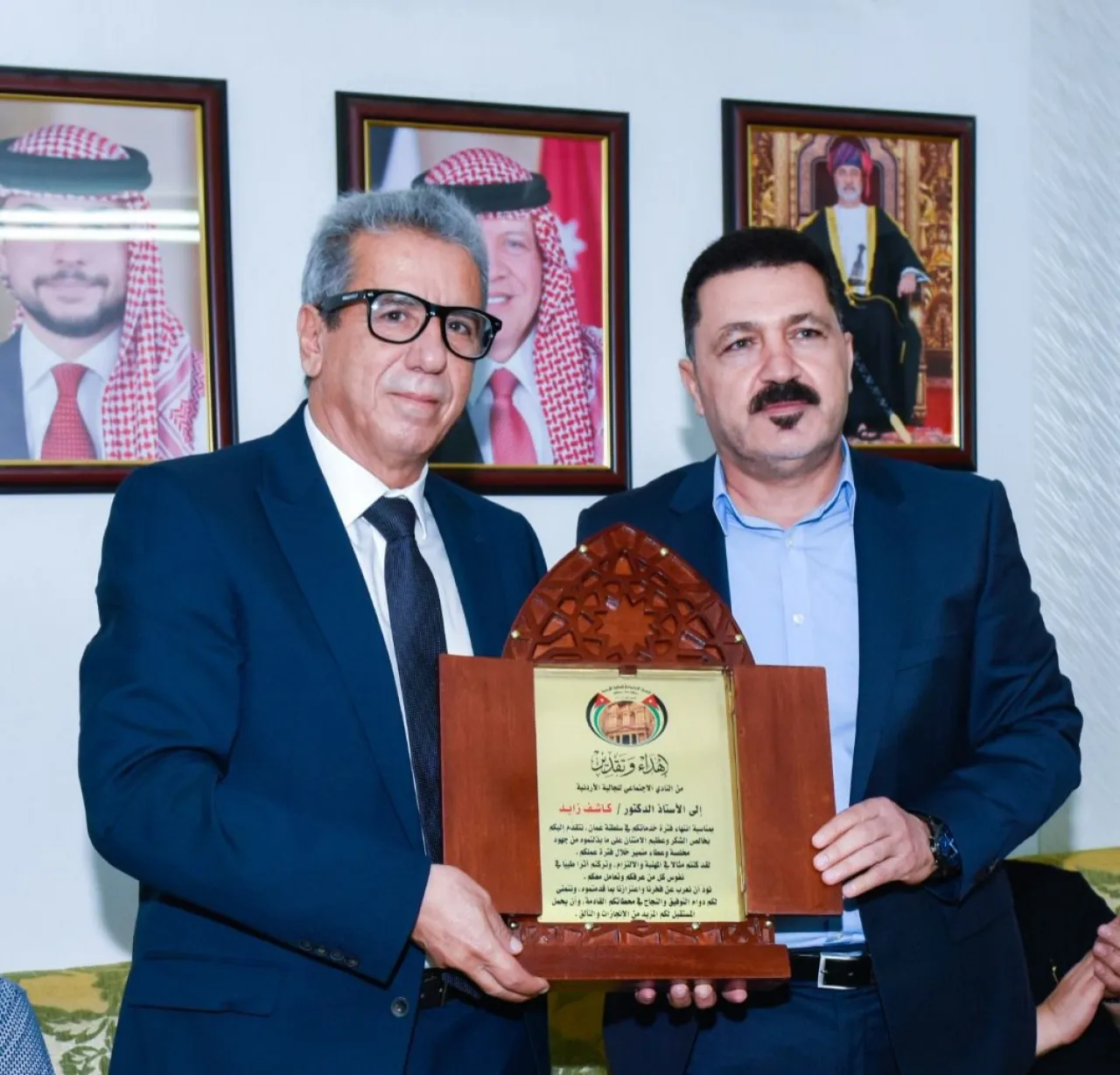 نادي الجالية الأردنية يكرّم الدكتور  كاشف زايد في أمسية وفاء بمسقط