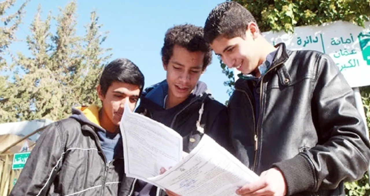 ارتياح بين طلبة التوجيهي لامتحان الرياضيات الثاني