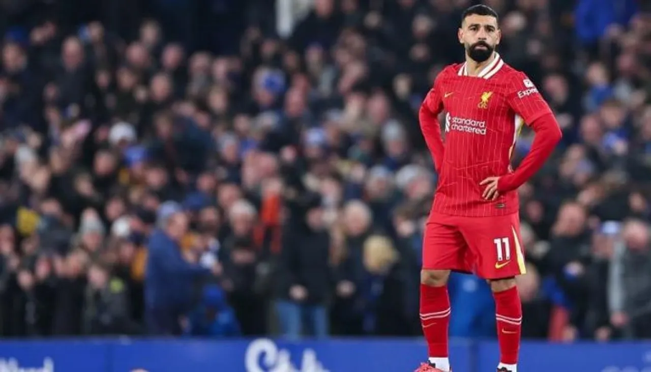 لاعب ليفربول الجديد يصدم محمد صلاح فيديو