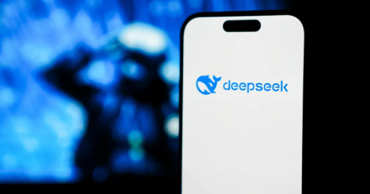 برلين تُخاطب أبل وغوغل  أزيلوا تطبيق DeepSeek فورًا