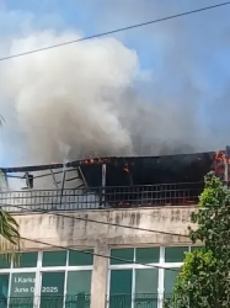 الدفاع المدني يتعامل مع حريق في منزل بخلدا