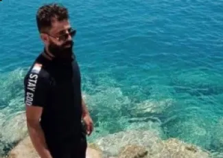 الأردن.. 3 أيام من المحاولات للوصول إلى شاب محاصر تحت الأرض بالعقبة