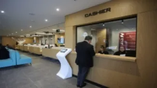 95.5 % رضا المواطنين عن سهولة الإجراءات في مراكز الخدمات الحكومية