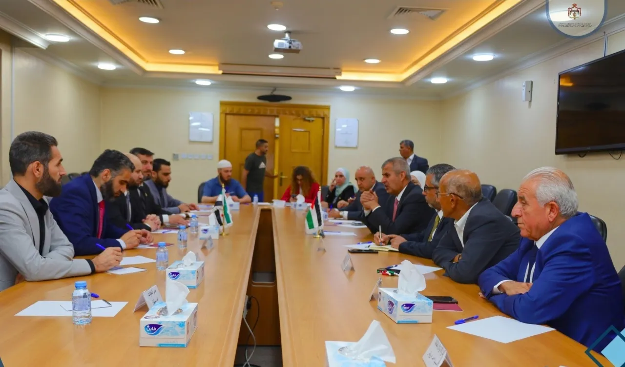 الطاقة الأردنية  فرق فنية لدراسة احتياجات الجانب السوري