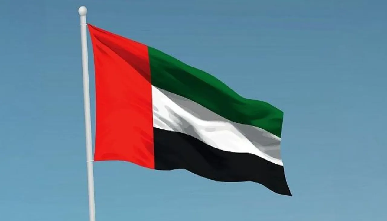 الإمارات الأولى عالميا بالتسوق عبر الهاتف المحمول