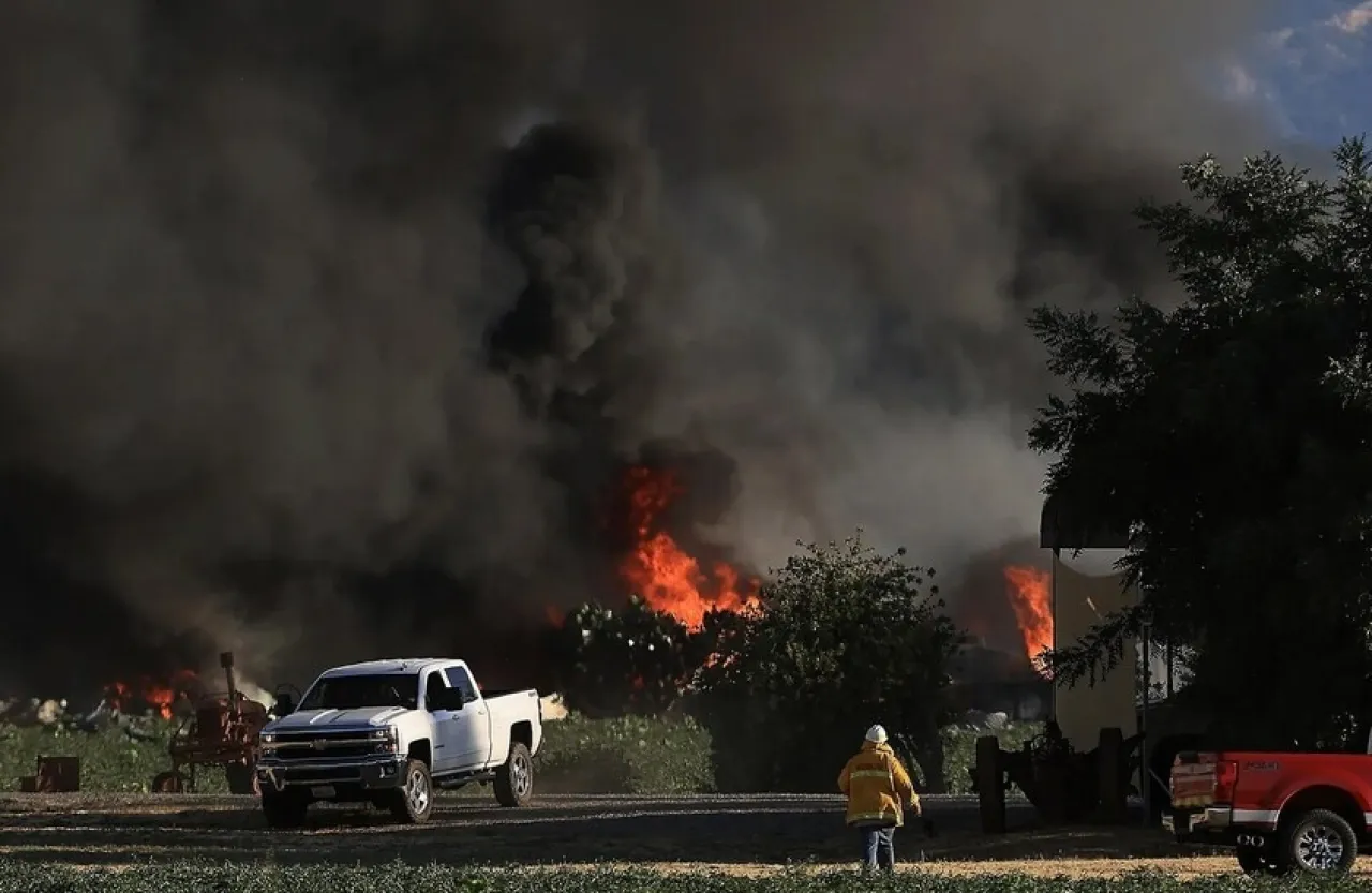 العثور على جثث جميع المفقودين في انفجار مستودع الألعاب النارية بكاليفورنيا