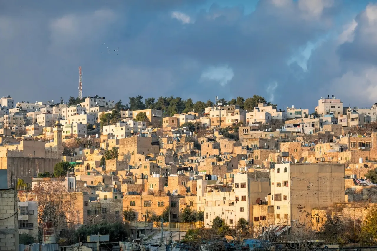 مقترح إمارة الخليل يتفاعل في الصحافة العالمية