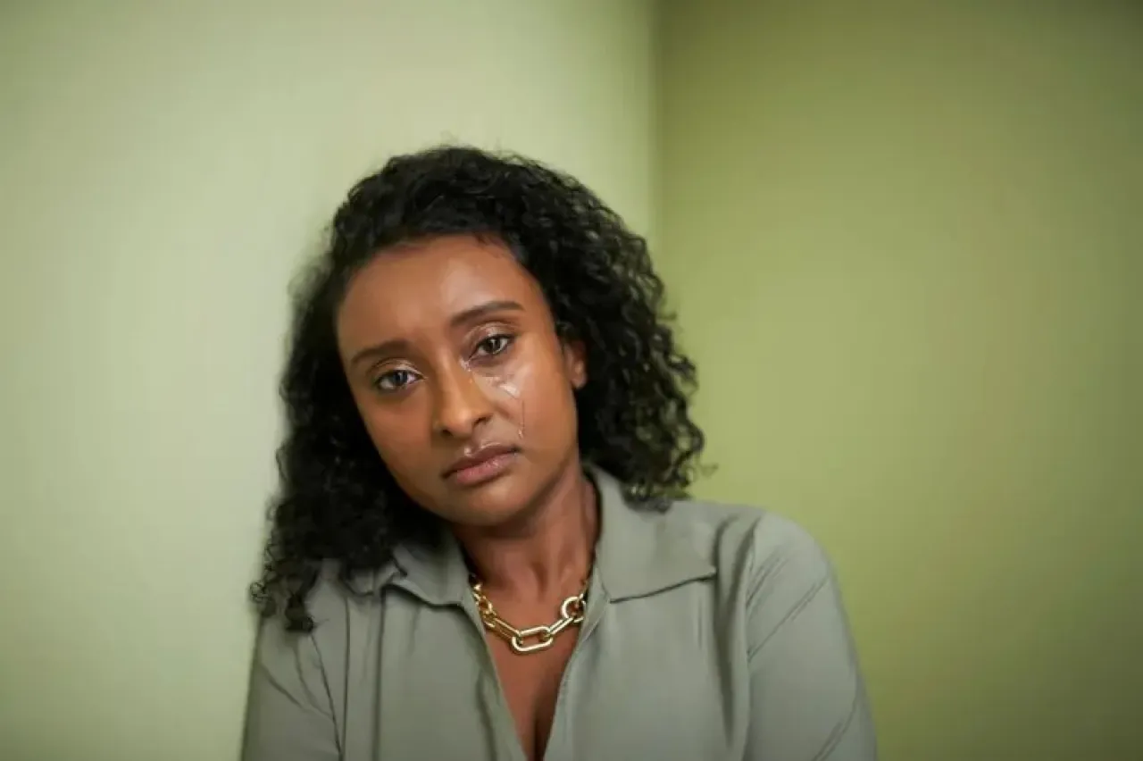 هل البكاء أثناء العمل مقبول