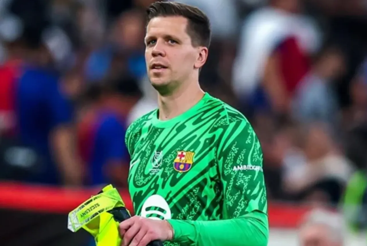 رسمياً برشلونة يعلن تجديد عقد تشيزني