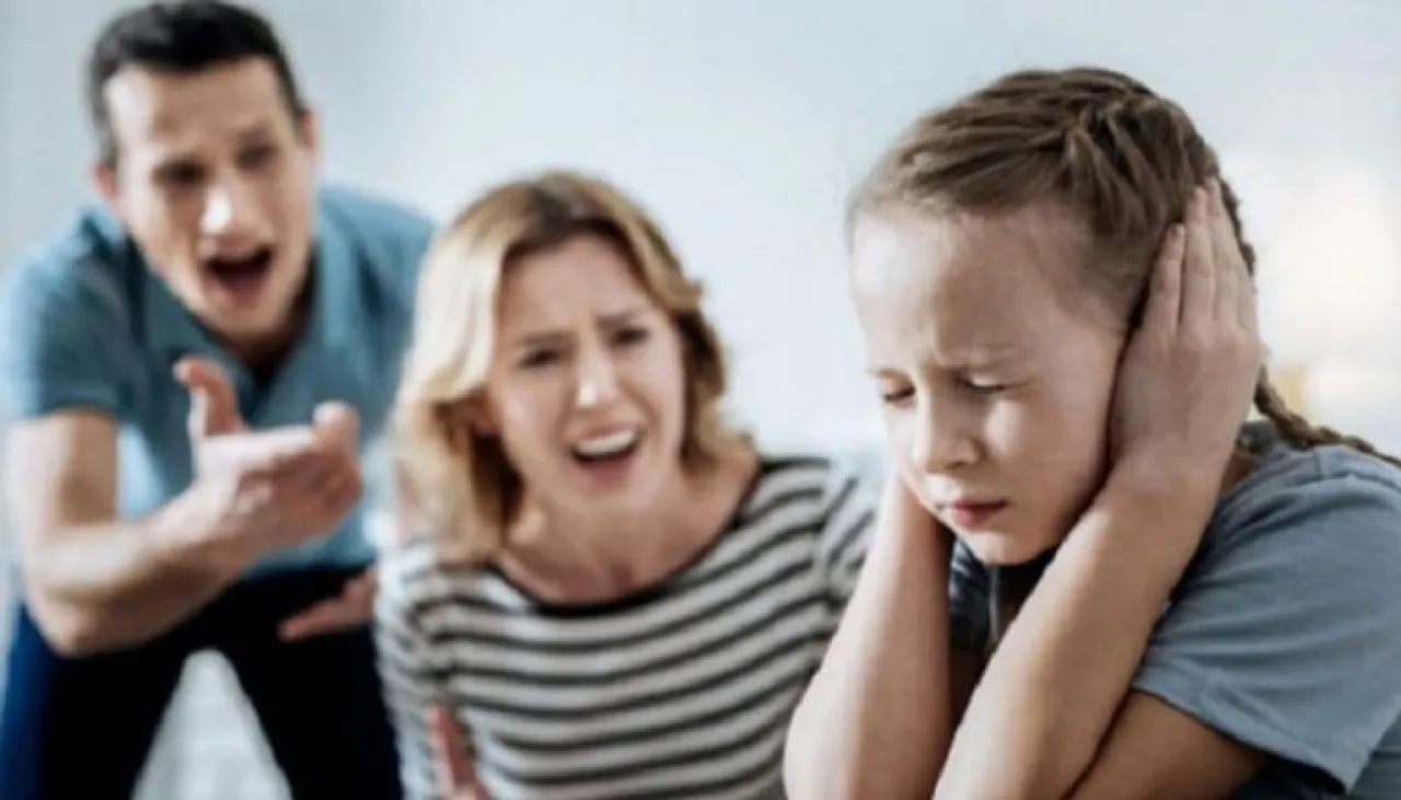 هل نشأت في كنف أب نرجسي علامات قد تكشف لك الحقيقة