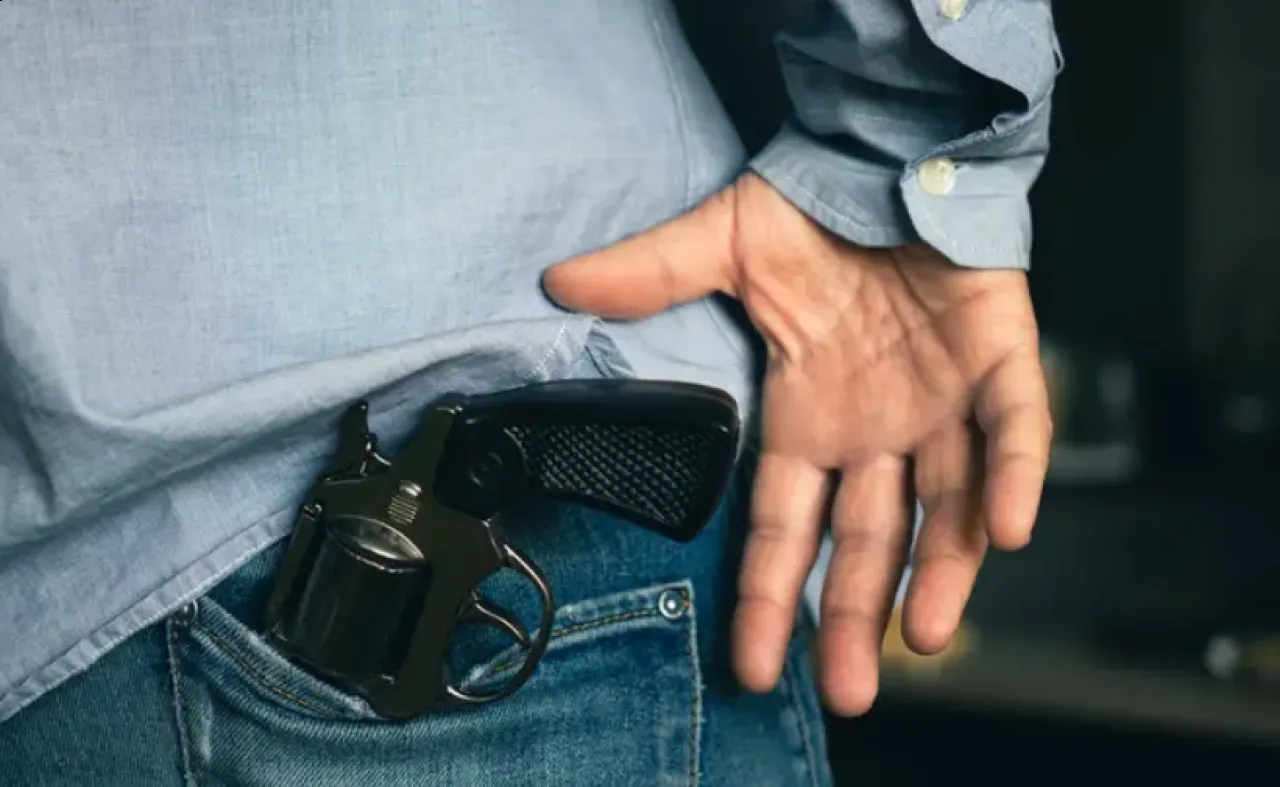 مستشار سابق يطلق النار على طليقته في مصر