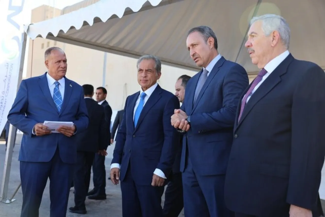 جعفر حسّان يزور ميناء العقبة الجديد ويشيد بارتفاع المناولة 9