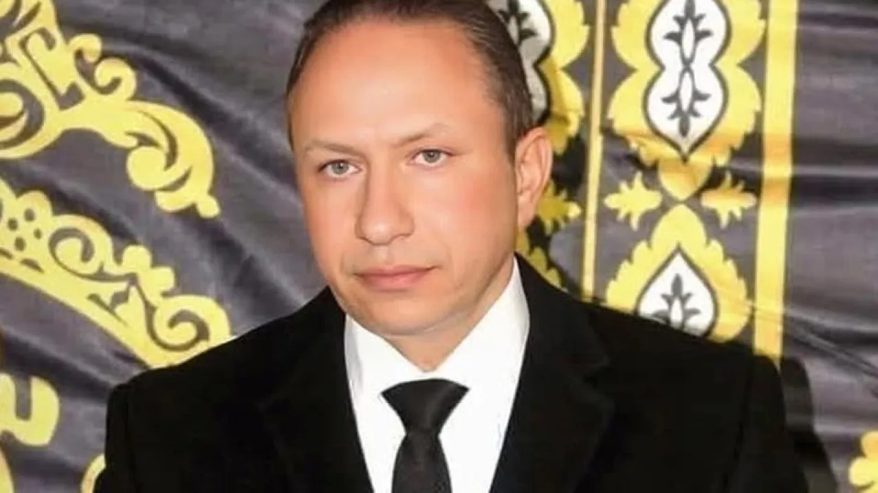 طعنات وانتحار ومرض نفسي كشف ملابسات مقتل برلماني مصري