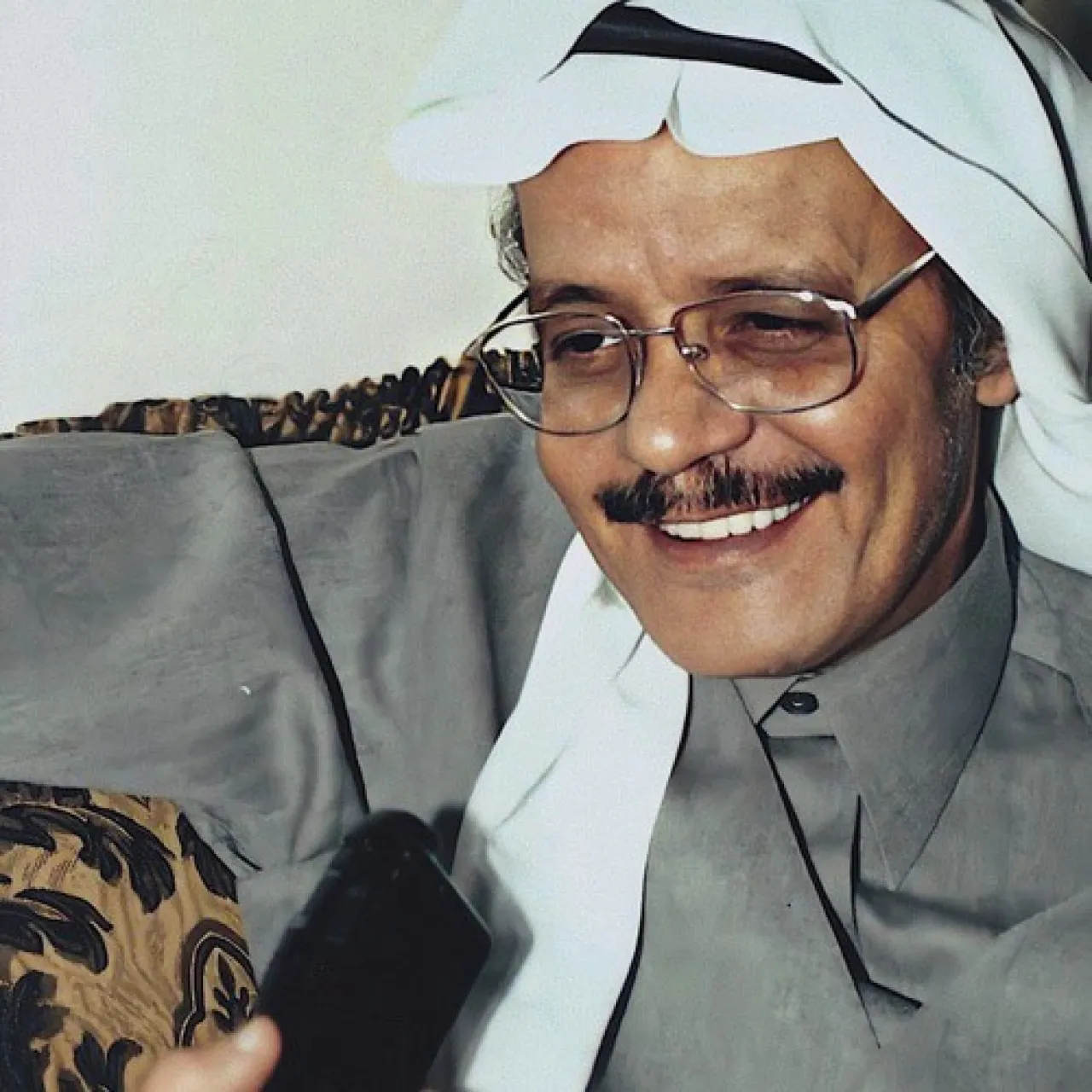 اختراق قناة طلال مداح الرسمية على يوتيوب والمخترق يرفض التفاوض