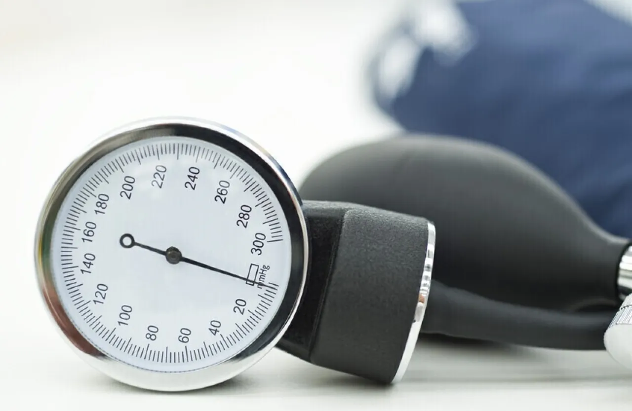 دراسة تكشف عن الوقت المثالي لتناول أدوية الضغط