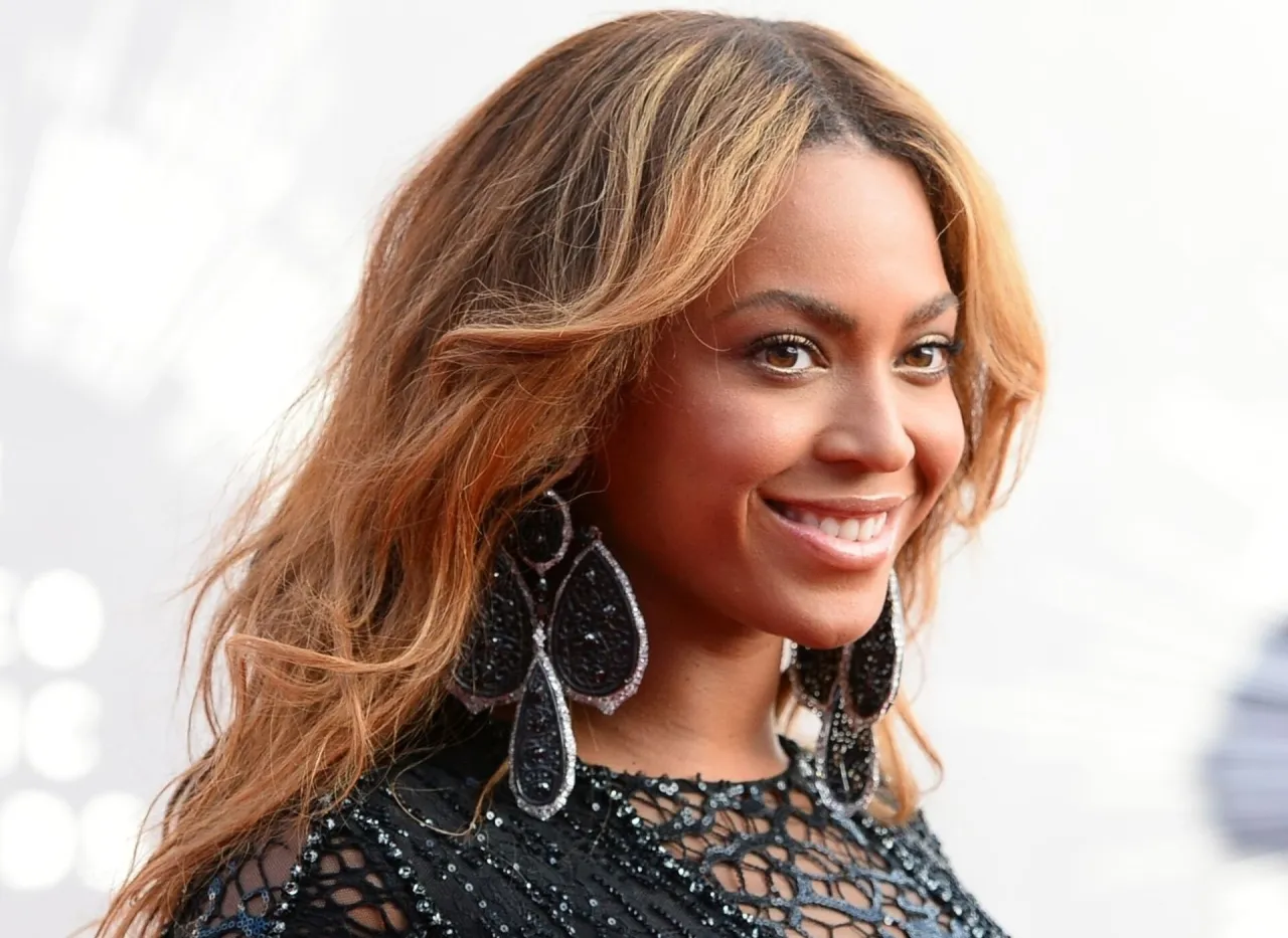 بيونسيه تتعرض للسرقة  والمقنيات سرية للغاية