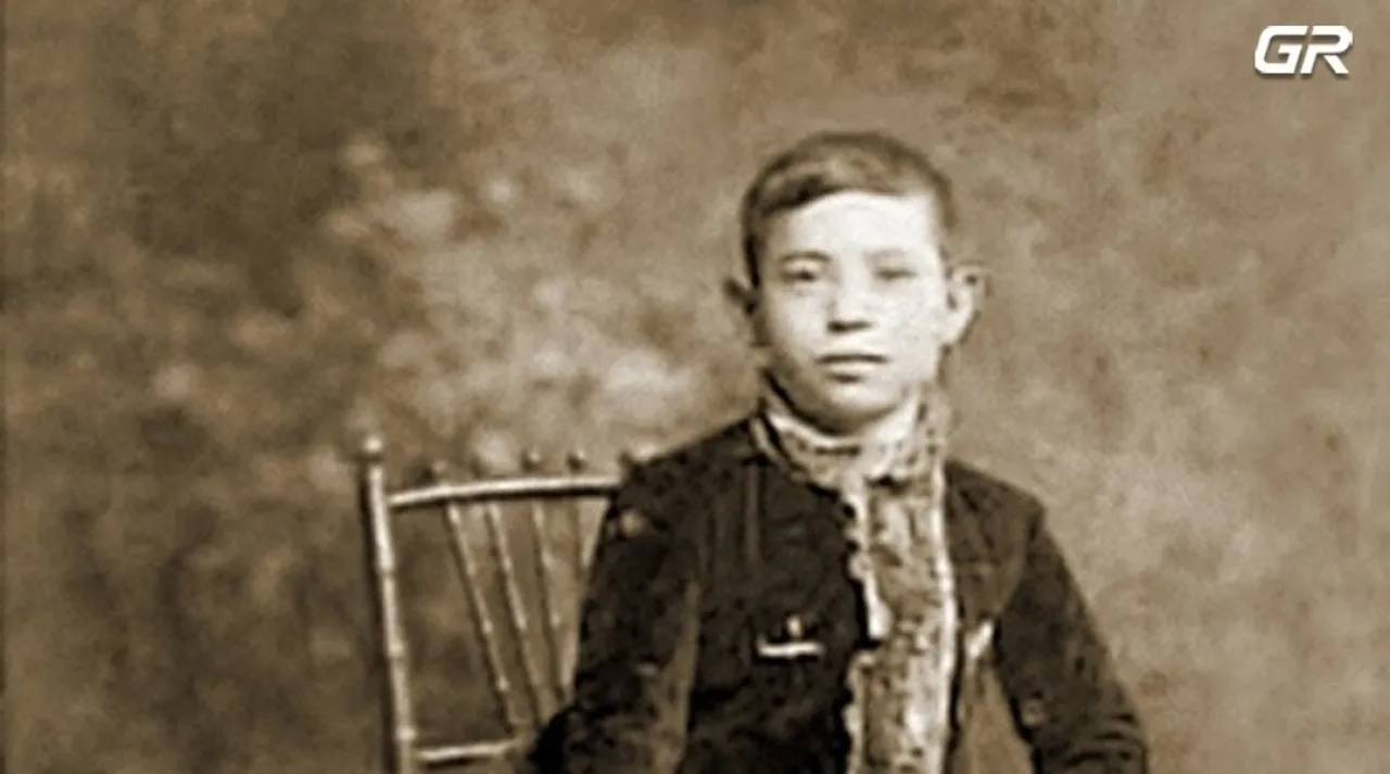 بثلاث أرجل وجهازين تناسليين تعرفوا إلى قصة فرانك لينتيني