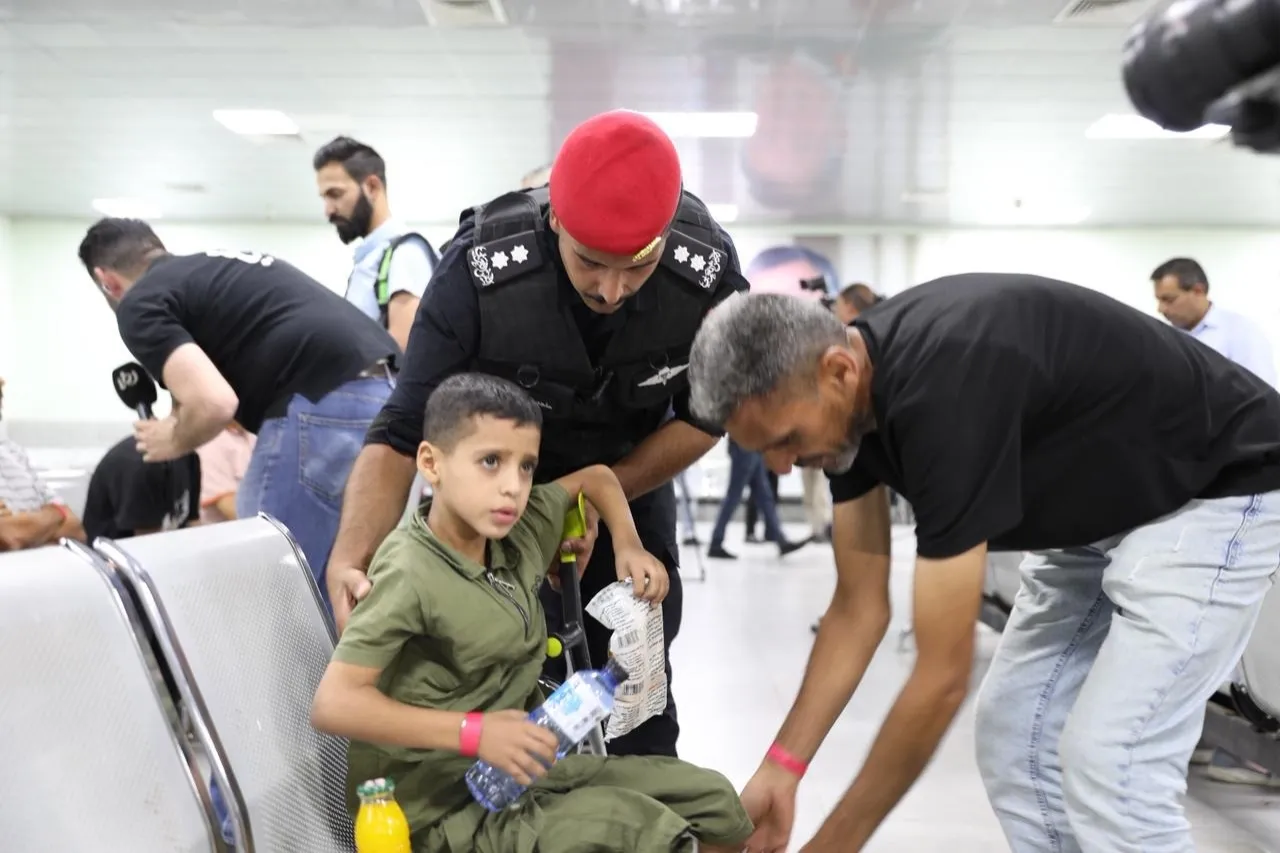 غزيون مشمولون بمكرمة الممر الطبي الاردني  الحلم أصبح حقيقة في أردن الهاشميين