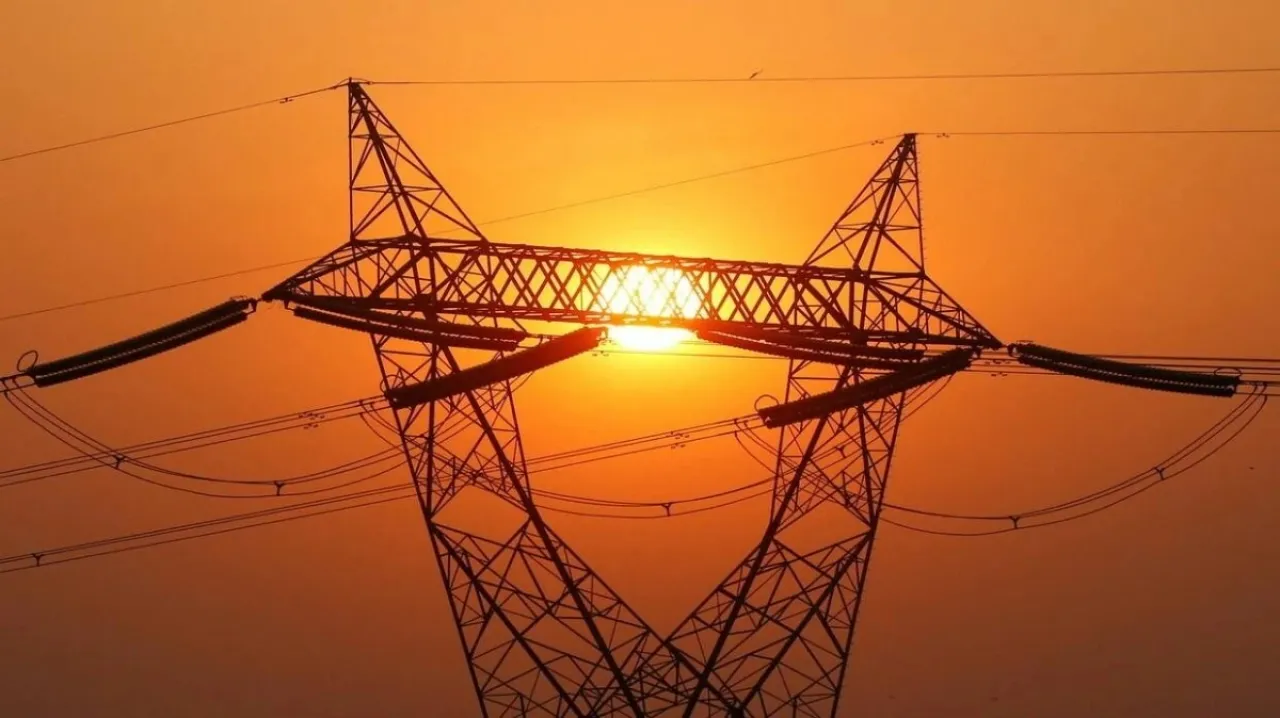 فصل مبرمج للتيار الكهربائي عن مناطق بلواء الوسطية الأحد