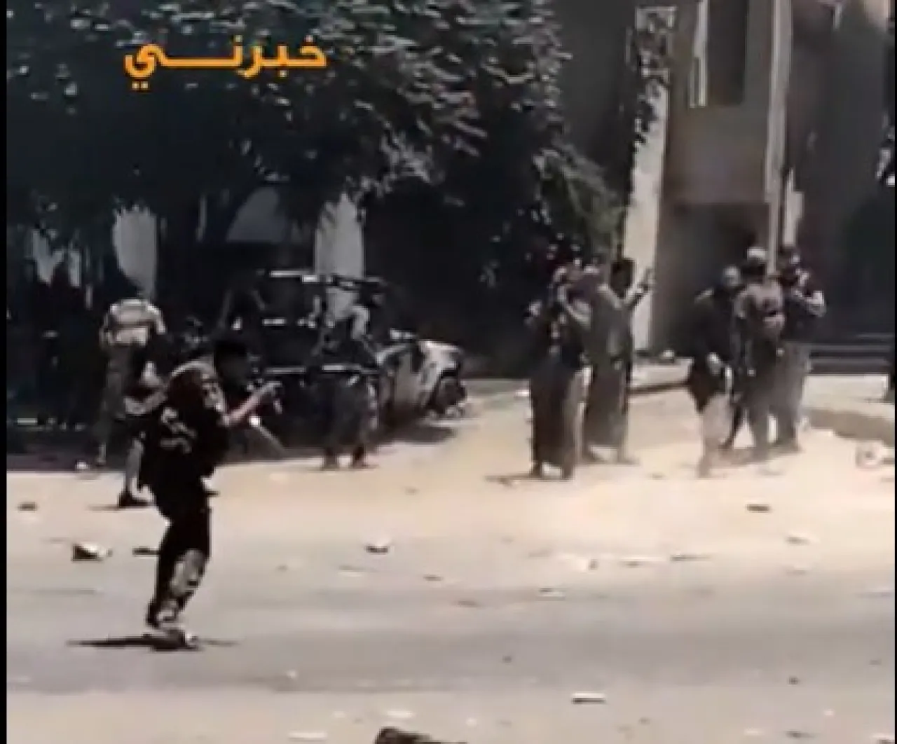 ابناء العشائر يخوضون معارك شرسة في السويداء  فيديوهات