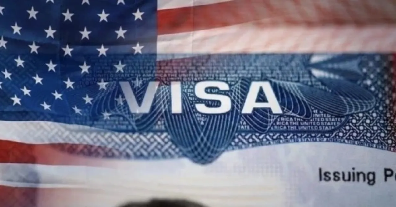 أميركا تفرض رسوم النزاهة على تأشيرات غير المهاجرين بدءًا من 2025