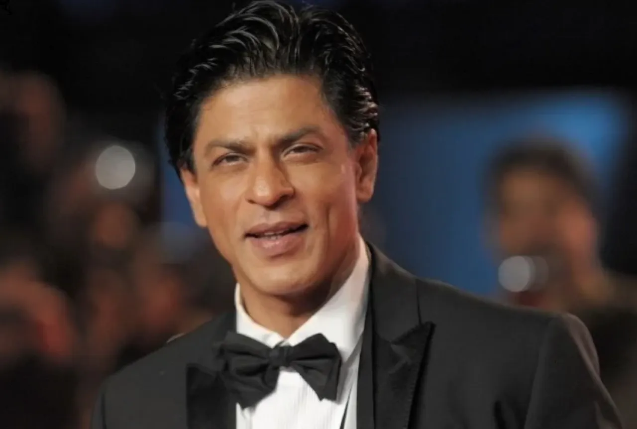 إصابة شاروخان تُعلّق تصوير أحدث أفلامه وهذه تطورات حالته الصحية